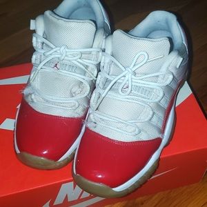 Jordan 11s
